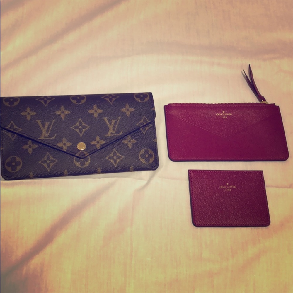 AUTHENTIC  LV JEANNE WALLET NEW in FUCHSIA